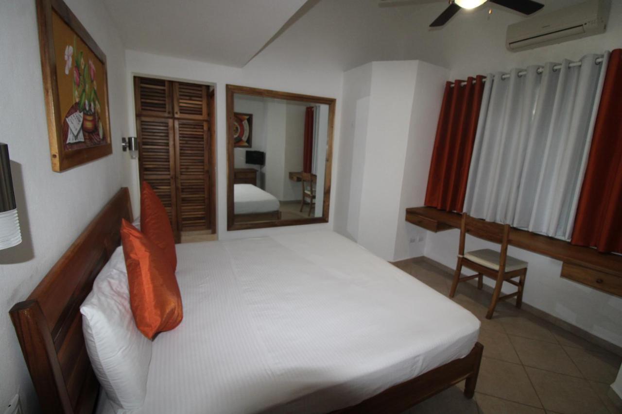 Albachiara Hotel - Las Terrenas Exterior photo